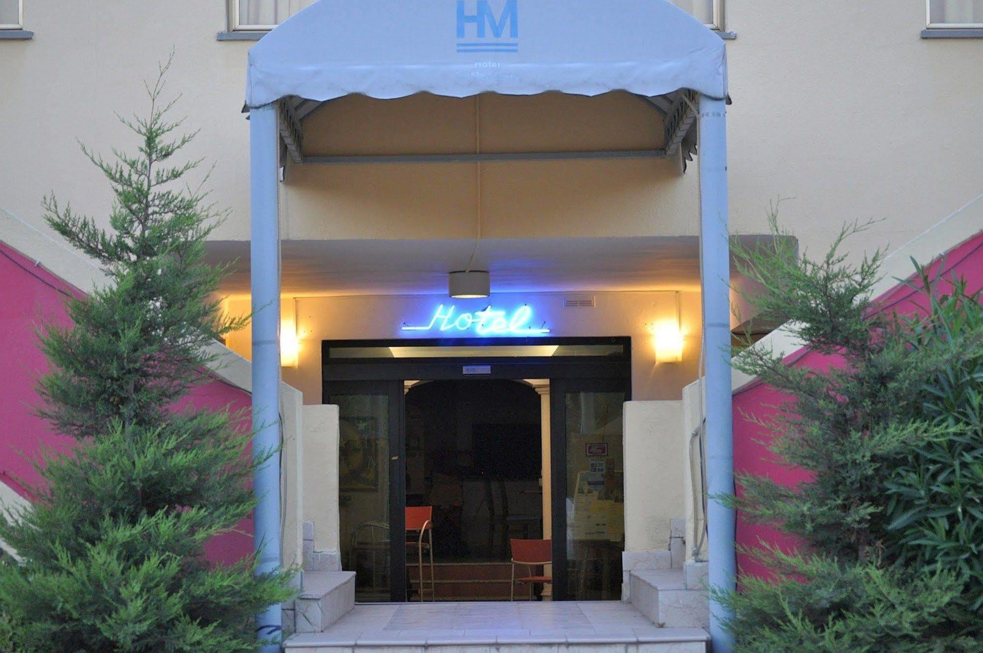 Hotel La Meridiana ウルビーノ エクステリア 写真